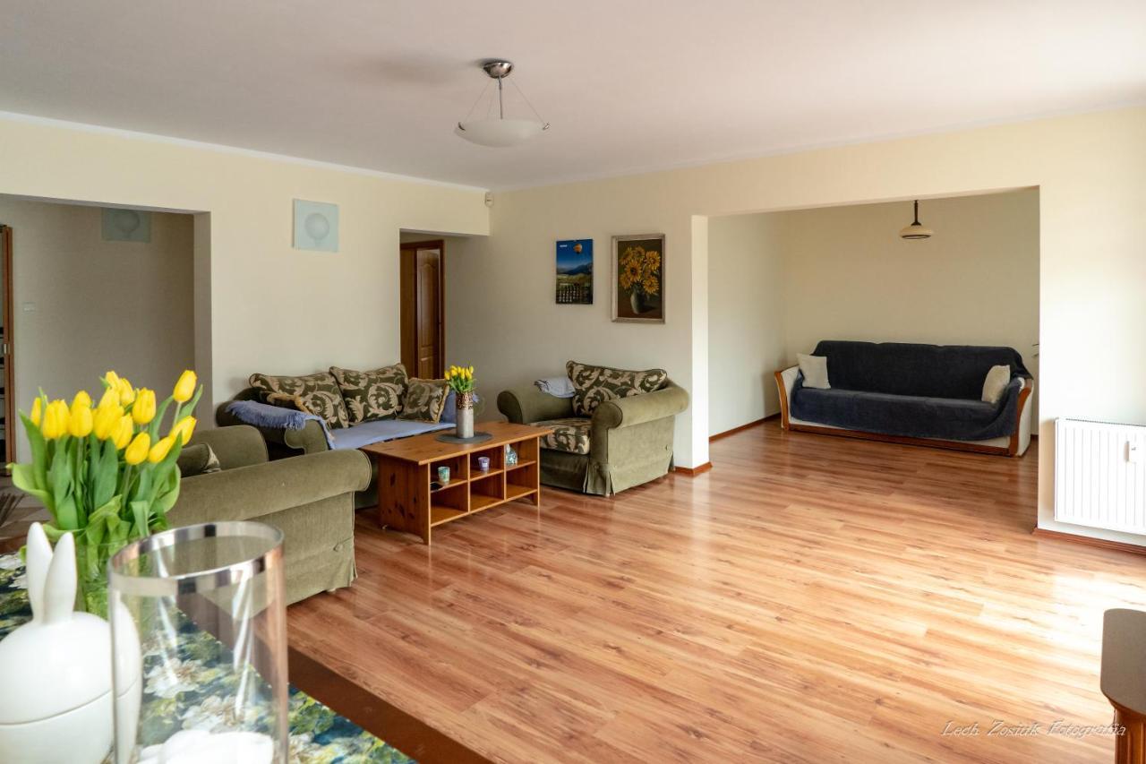 Apartament Ustka Lägenhet Exteriör bild